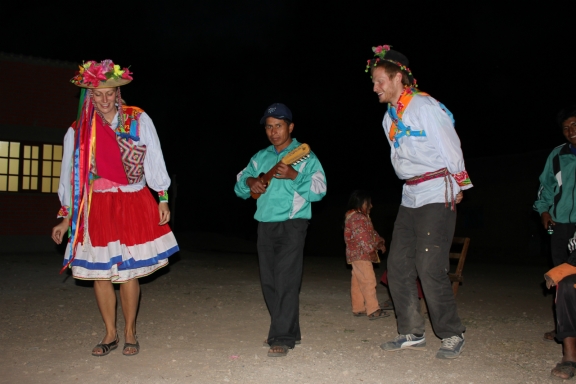 Dans i Pirhuani